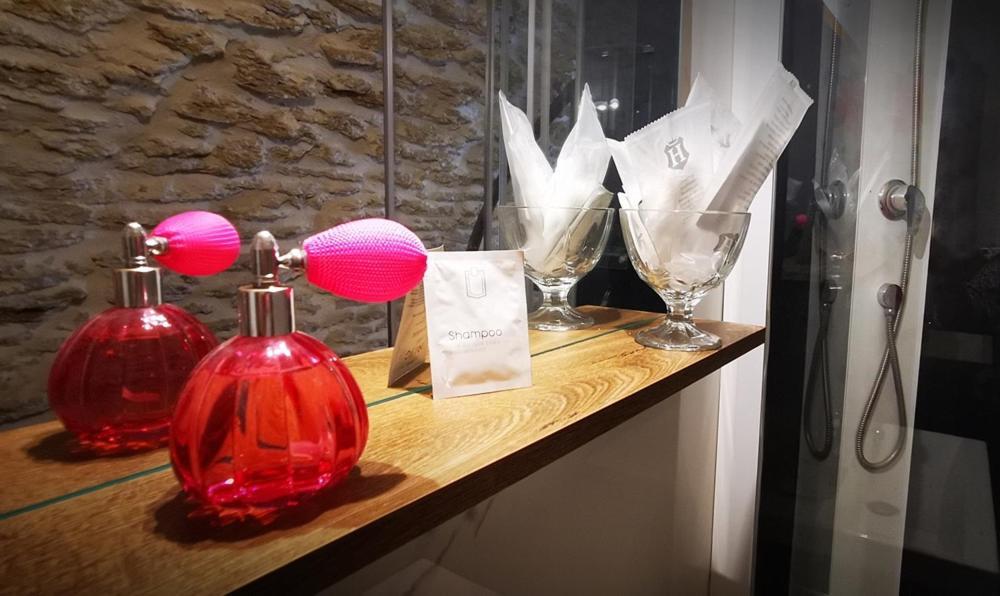 Chambre D Hote De Charme Avec Plein D Authenticite Du 13 Eme Siecle Chateauneuf-du-Pape Bagian luar foto